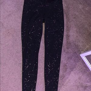 Leggings with constellations